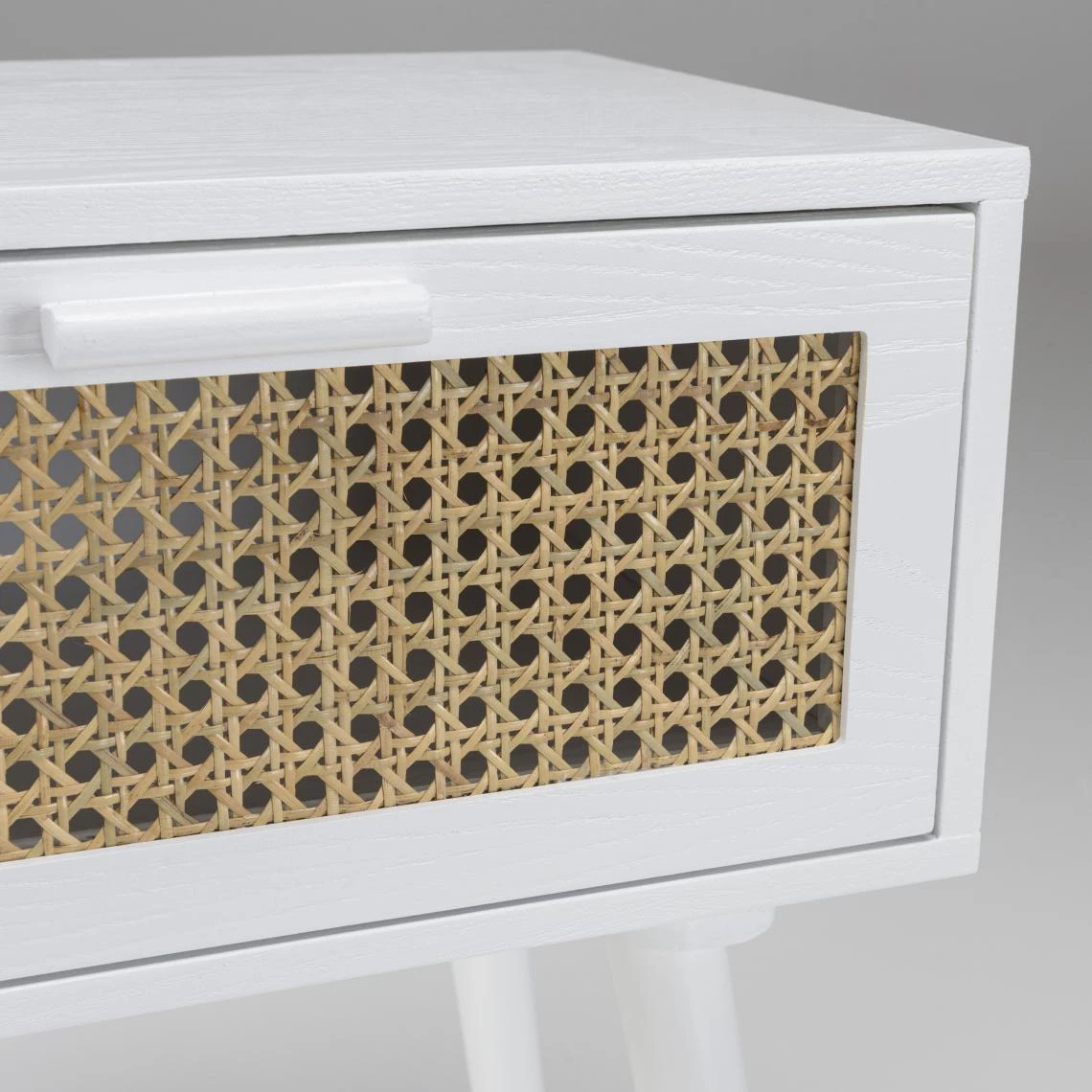 MACABANE Chevet Blanc 1 Tiroir Cannage Naturel SANDRO 3 MACABANE Chevet Blanc 1 Tiroir Cannage Naturel SANDRO – Image 3