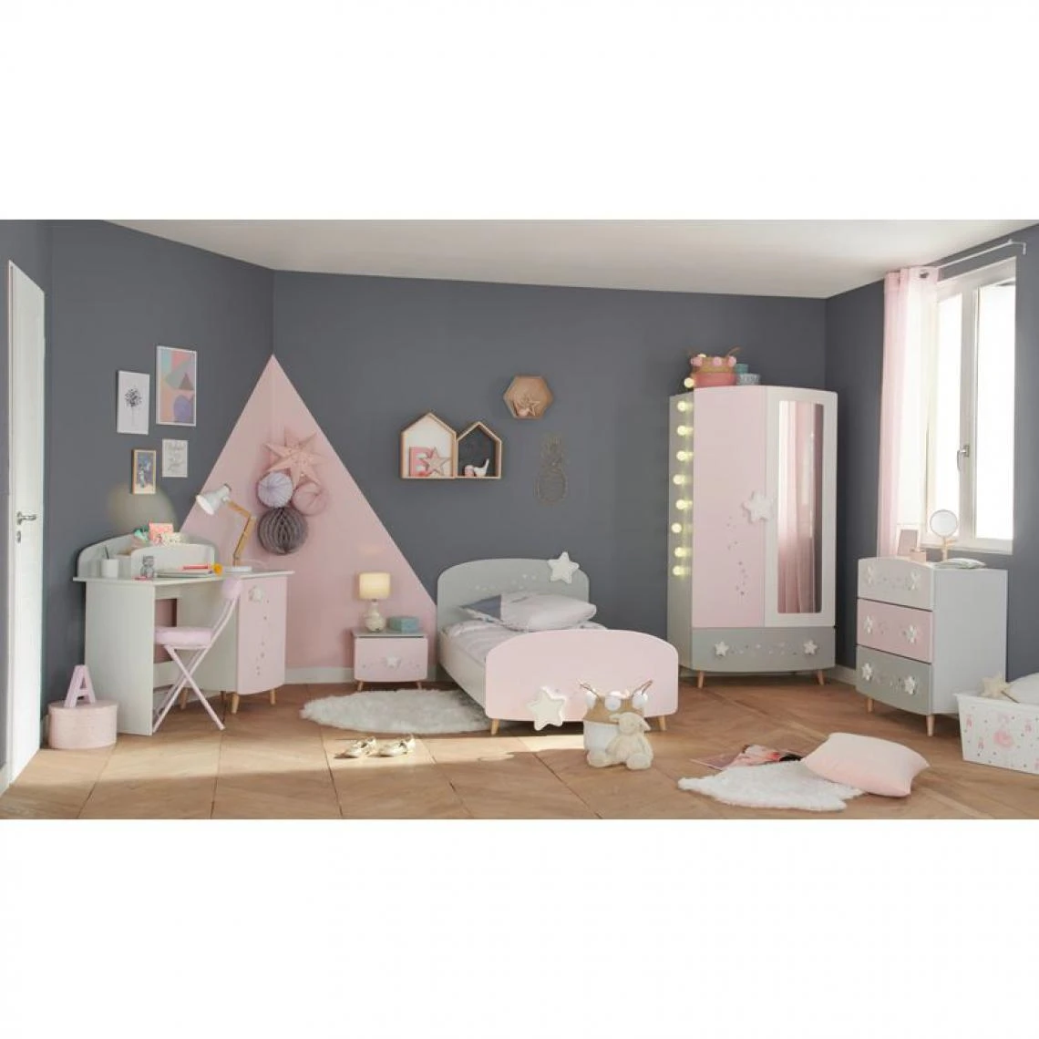 BUT Commode 3 Tiroirs ETOILES 2 Gris, Rose Et Blanc 2 BUT Commode 3 Tiroirs ETOILES 2 Gris, Rose Et Blanc – Image 2
