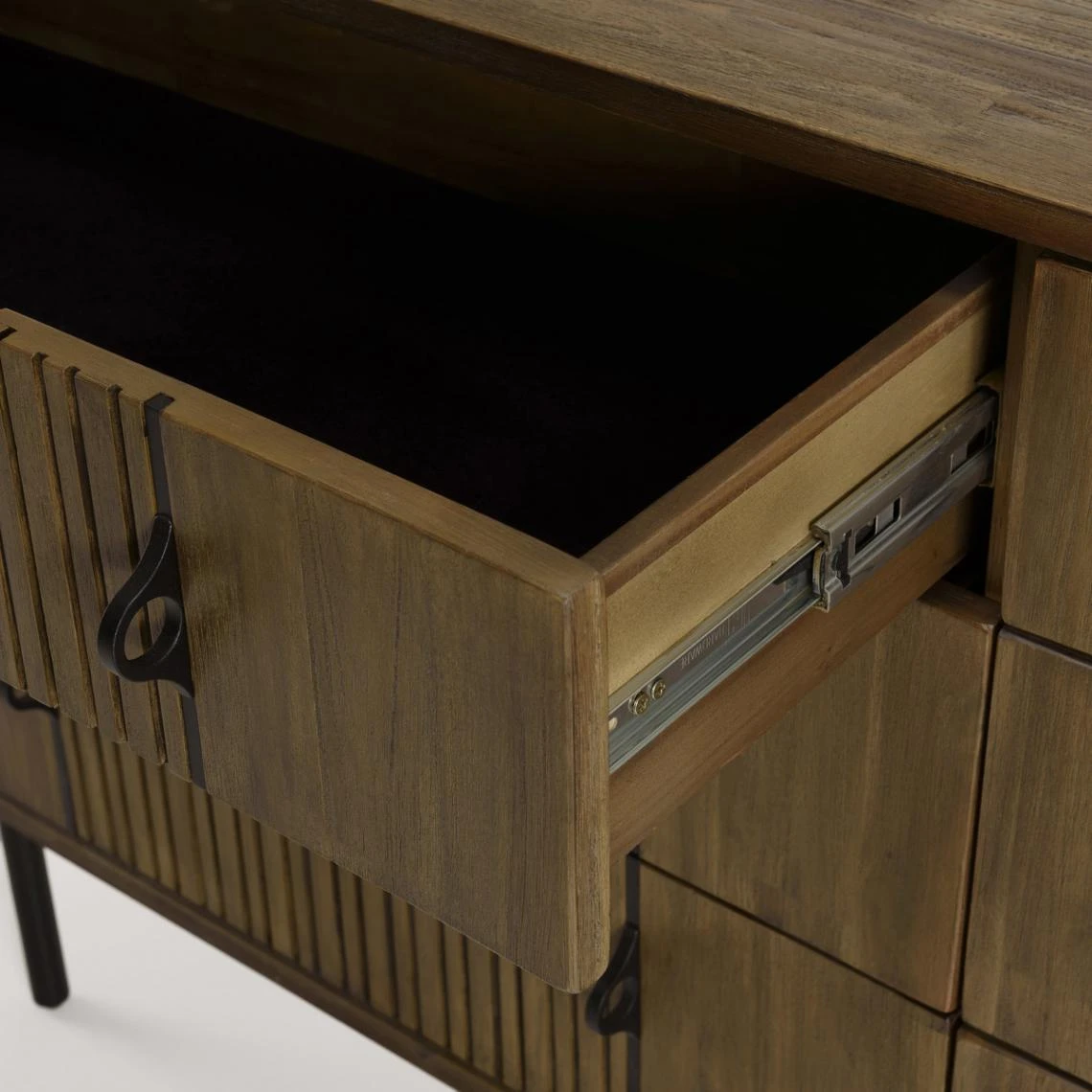 MACABANE Commode 6 Tiroirs Acacia Pieds Métal GINO 6 MACABANE Commode 6 Tiroirs Acacia Pieds Métal GINO – Image 6