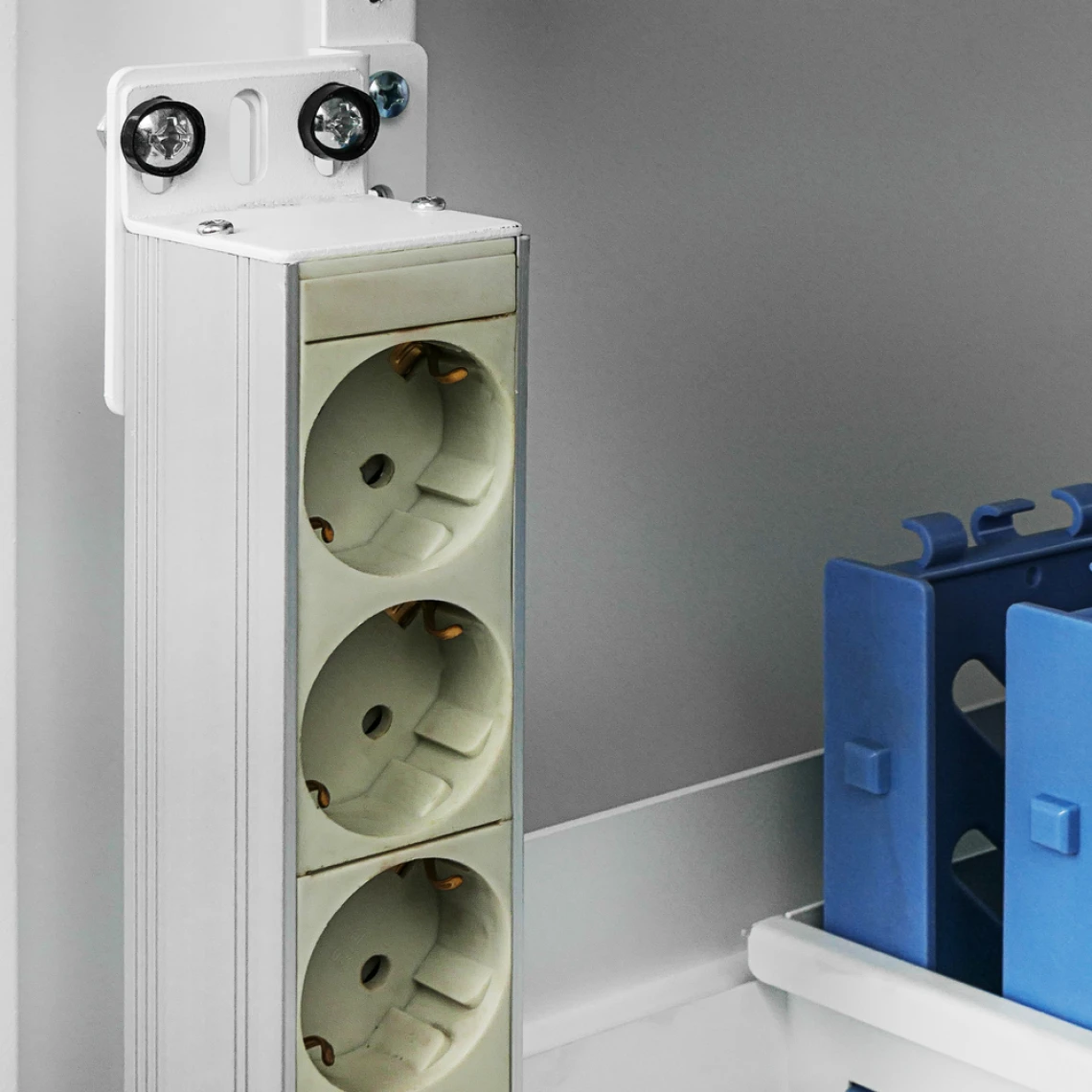 Rackmatic Kit De Montage Sur Rail En Rack 19” Pour Fixation Verticale Dans Une... 2 Rackmatic Kit De Montage Sur Rail En Rack 19” Pour Fixation Verticale Dans Une... – Image 2